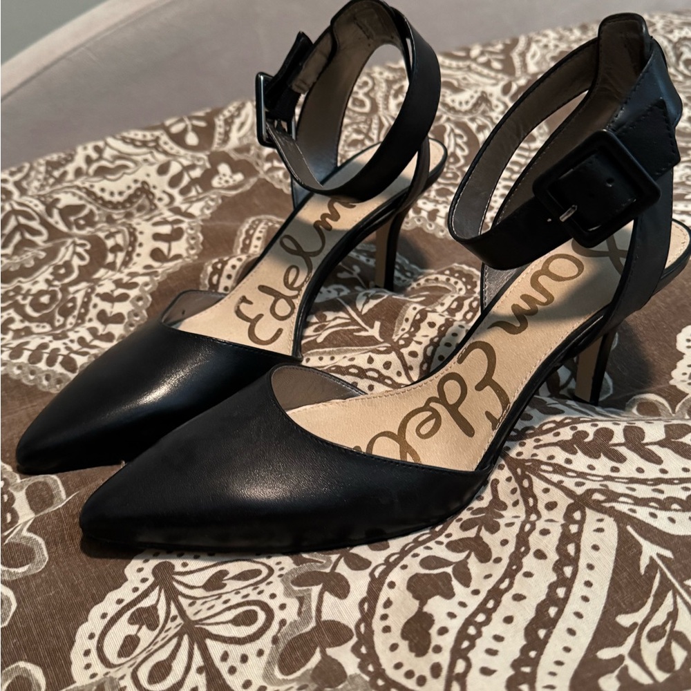 Sam Edelman Black Pointed Toe Heels - never worn